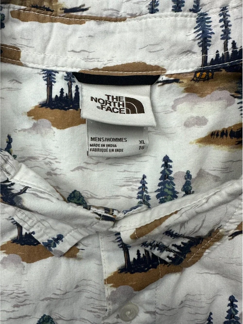 The North Face Men’s XL Short Sleeve Button Up Shirt Scenic Tree Print Outdoor